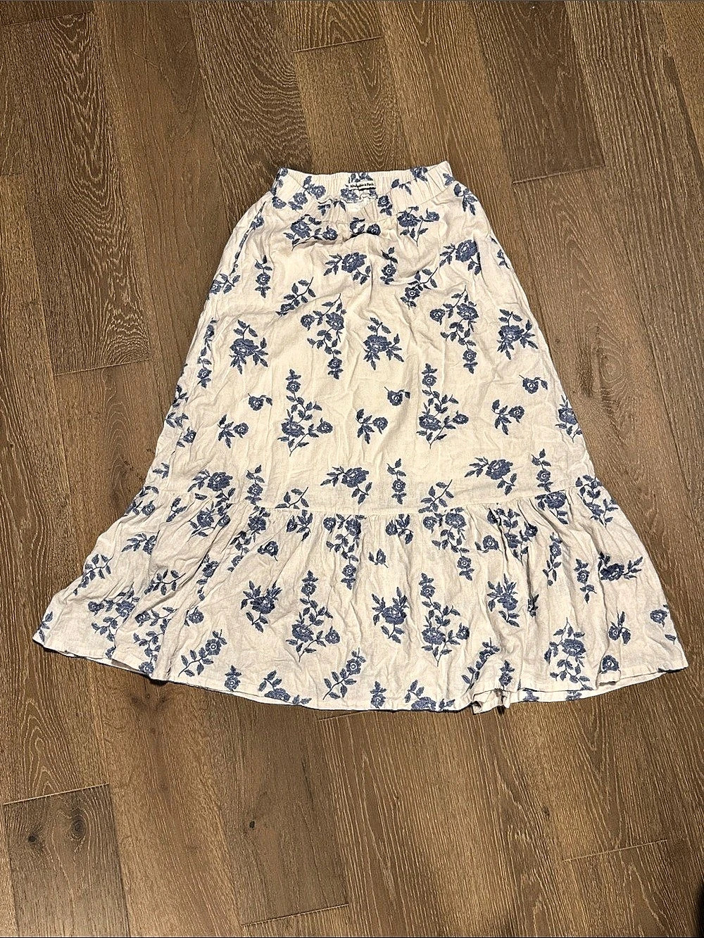 Abercrombie & Fitch Blue & White Floral Midi Skirt